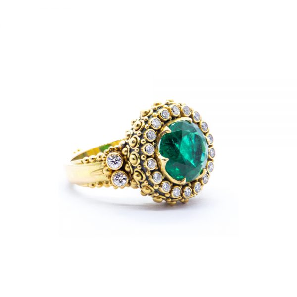 Emerald Chalice ring with diamonds - BN12