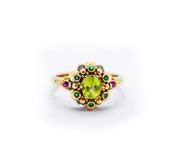 Peridot Seaflower ring with green garnets set in 22 ct Gold - SU107