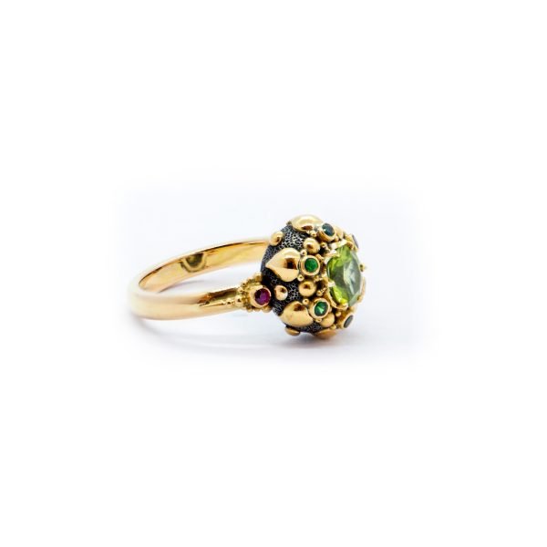 Peridot Seaflower ring with green garnets set in 22 ct Gold - SU107 - Image 2